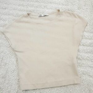 Like New! Women’s Zara Bone Cap Sleeve Crop Top - Size Small